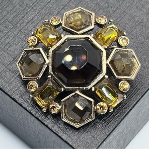 MONET VTG 80's Signed Maltese Cross Floral Brooch 1.5"